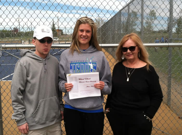 Picture of Michael Elhard scholarship winner Jillian Altenburg with Mike's mom Laurie and brother, Brian.